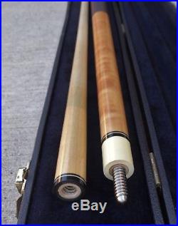 1984 to 1990 Vintage McDermott D1 pool cue and case