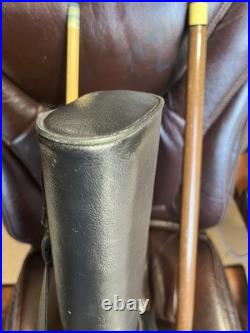 2x2 McDermott Billiard Pool Cue Stick Holder Clover Logo oval Hard Case With Cue
