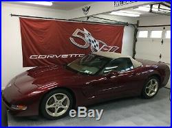 50th Anniversary Corvette Pool Cue Rare Collectible Beautiful McDermott Cue