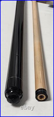 BLACK 2pc LUCKY L1 MCDERMOTT BILLIARD GAME POOL CUE STICK SLIGHT MINOR DENT 18OZ BLACK 2pc LUCKY L1 MCDERMOTT BILLIARD GAME POOL CUE STICK SLIGHT MINOR DENT 18OZ