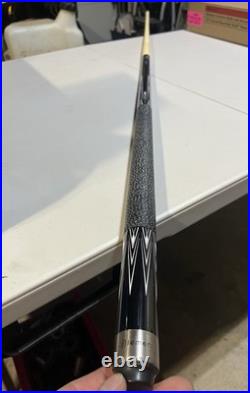 Element F2 Dual Fiber Core Technology 2-Piece 18oz 58 McDermott Pool Cue