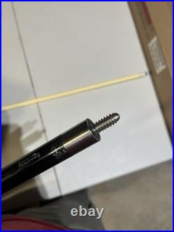 Element F2 Dual Fiber Core Technology 2-Piece 18oz 58 McDermott Pool Cue Element F2 Dual Fiber Core Technology 2-Piece 18oz 58 McDermott Pool Cue