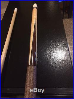 Genuine Old D15 McDermott Pool Cue all original Great condition