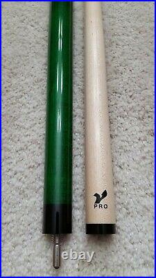 IN STOCK, Viking B2203 Green Pool Cue with V PRO Shaft, FREE HARD CASE