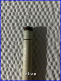 Lucky By McDermott Pool Cue With G-Core Shaft