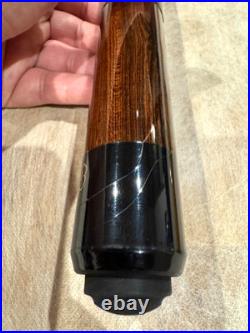 McDermott Billiard Vintage Cue
