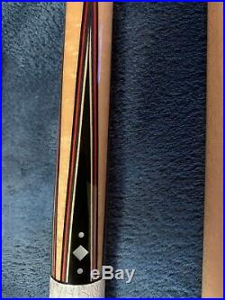 McDermott C16 Pool Cue, 100% Pristine Condition, Leather, 1980 Vintage C-Series