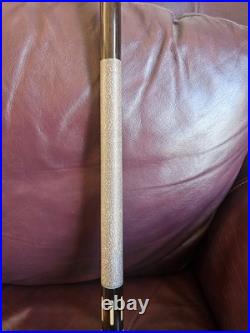 McDermott C4 pool cue