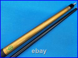 McDermott Custom Clover Pool Cue, Defy Carbon Fiber Shaft, Leather Logo Wrap McDermott Custom Clover Pool Cue, Defy Carbon Fiber Shaft, Leather Logo Wrap