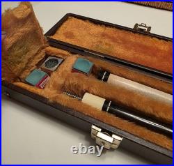 McDermott D-10 Retired Pool Cue Case Included McDermott D-10 Retired Pool Cue Case Included