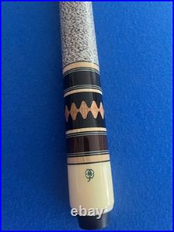 McDermott D-7 Billiard cue 80's Vintage refinished by McDermott McDermott D-7 Billiard cue 80's Vintage refinished by McDermott