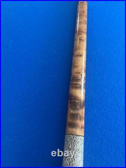 McDermott D-7 Billiard cue 80's Vintage refinished by McDermott McDermott D-7 Billiard cue 80's Vintage refinished by McDermott