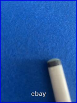 McDermott D-7 Billiard cue 80's Vintage refinished by McDermott McDermott D-7 Billiard cue 80's Vintage refinished by McDermott
