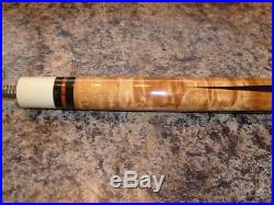 McDermott D18 Billiard / Pool Cue with leather case