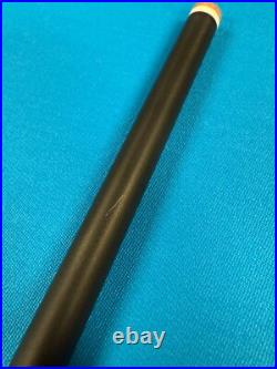 McDermott Defy Carbon Fiber Pool Cue Shaft 3/8-10, 13 mm cue tip, 0.843 JD McDermott Defy Carbon Fiber Pool Cue Shaft 3/8-10, 13 mm cue tip, 0.843 JD