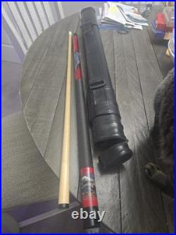 McDermott Dueling Panthers Wes Spencer pool cue 19 oz Red/Black with Giuseppe Case