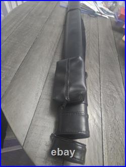 McDermott Dueling Panthers Wes Spencer pool cue 19 oz Red/Black with Giuseppe Case