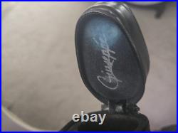 McDermott Dueling Panthers Wes Spencer pool cue 19 oz Red/Black with Giuseppe Case