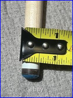 McDermott G-Series pool cue With Case