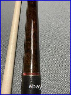 McDermott G209 Two Piece Pool Cue Gcore Shaft, Irish Linen, 19oz, 13mm