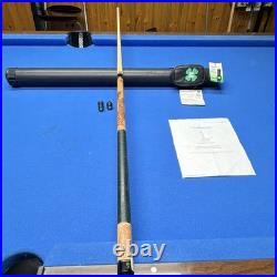 McDermott G338-G03 Great Wolf Two-Piece Billiard Pool Cue Stick 19 oz 58
