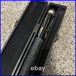 McDermott Lucky Pool Cue WithCustom Case 59 19 Oz