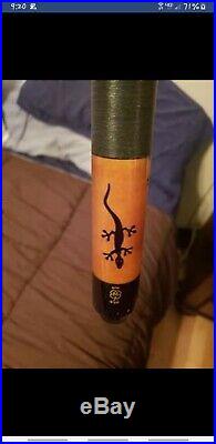 McDermott M54A Gecko Pool Cue with FREE Case