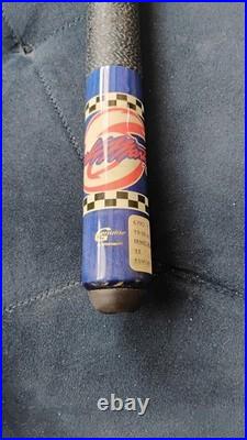 McDermott M9N2 NASCAR Pool Cue Genuine Series USA 19oz Cracked Finish