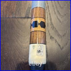 McDermott MODEL D-11. 4 Points, IRISH linen Wrap Pool Cue
