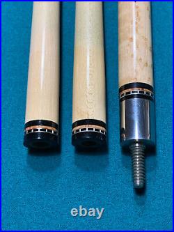 McDermott Pool Billiard Cue Retired RS-13 Collectible / Playable NICE 2 Shafts