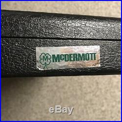 McDermott Pool Cue 4 Butt Four Shaft Locking Salesman Travel Billiard Case Keys