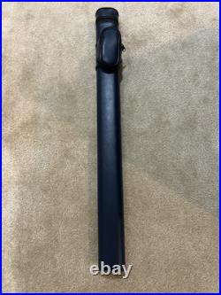 McDermott Pool Cue 8 Ball With Hard Storage Case