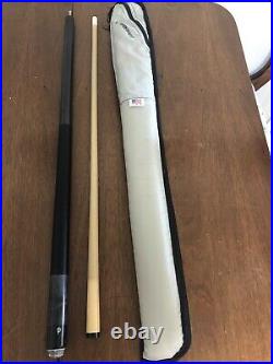 McDermott Pool Cue And Soft Case
