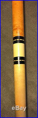 McDermott Pool Cue D-Series Vintage 1984-1990 Model # D-7 With Soft Case