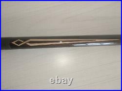 McDermott Pool Cue, Model M33E, Year Made 2003, with Leather Cary Case