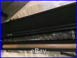 McDermott Pool Cue with Case