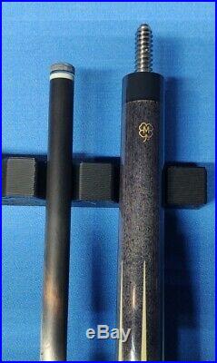 McDermott Pool Cue with Jacoby BLACK Carbon Fiber Shaft