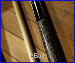 McDermott Pool Cue with Outlaw Case Billiards Pool Stick Extras