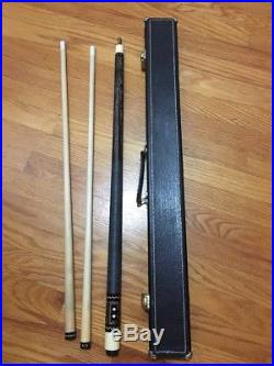 McDermott Vintage D-21 Pool Cue With Extra Shaft Hard Case Excellent Condition