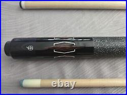 McDermott pool cue set