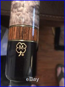 McDermott pool cue with G-Core shaft