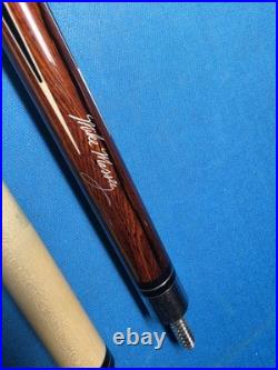 Mcdermott M203 Mike Massey Pool Cue with 2x4 Cue Case
