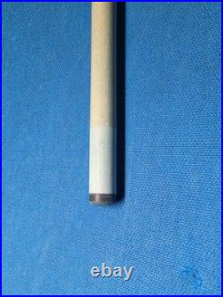 Mcdermott M203 Mike Massey Pool Cue with 2x4 Cue Case