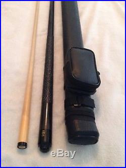 Mcdermott Pool Cue With Case