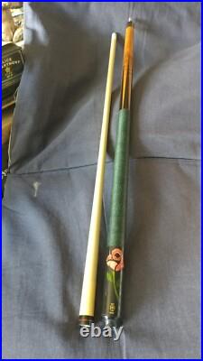 Mcdermott Red Rose Pool Cue 18 oz