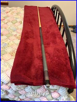 Mcdermott pool cue used but in great comdition Mcdermott pool cue used but in great comdition