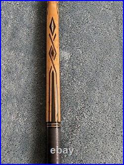 Pool Cue-McDermott Inaugaral Series Cue of the Year 2000