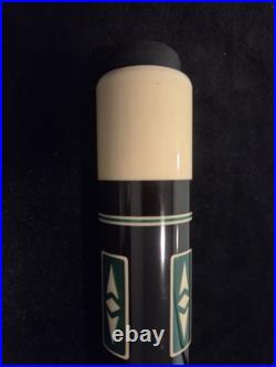 RARE BLUE STAIN VARIANT Mcdermott D17 Pool Cue Stick