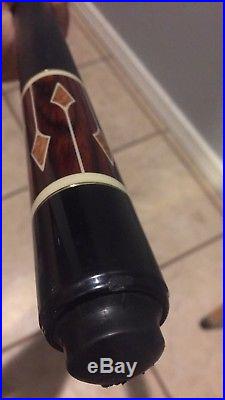 USED McDermott Pool Cue With One I2 Shaft. Model G701. Leather Wrap