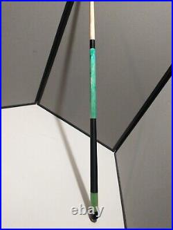 VINTAGE MINT GREEN MCDERMOTT POOL CUE D SERIES or G SERIES, EXCELLENT CONDITION